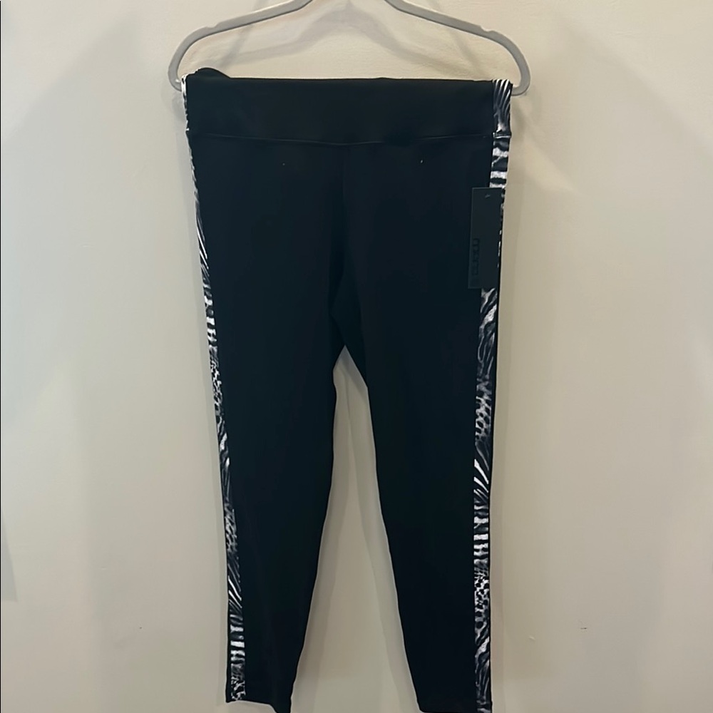 Black Leggings with Zebra Print